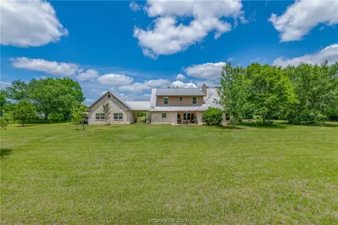 13088 S Dowling Rd, College Station, TX 77845