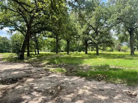 4673 Andert, Bryan, TX 77808 photo 6