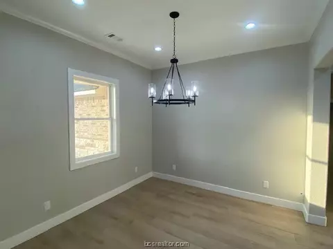 10310 Bourbon, Bryan, TX 77808 photo 6