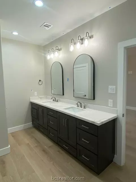 10310 Bourbon, Bryan, TX 77808 photo 9