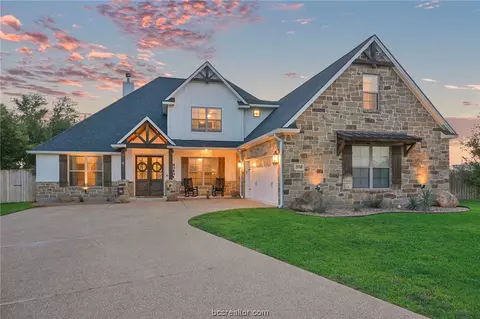 2154 Chestnut Oak Cir, College Station, TX 77845
