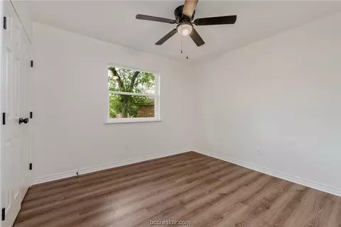 3003 Allen, Bryan, TX 77803 photo 11