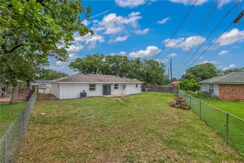 3003 Allen, Bryan, TX 77803 photo 17