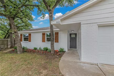 3003 Allen, Bryan, TX 77803 photo 3