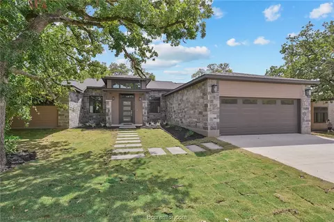 3912 Nagle St, Bryan, TX 77801