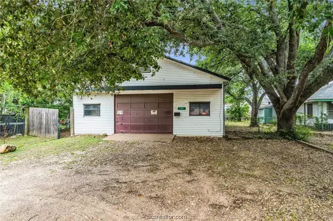 1115 E 26th St, Bryan, TX 77803 photo 2