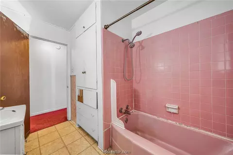 1115 E 26th St, Bryan, TX 77803 photo 17