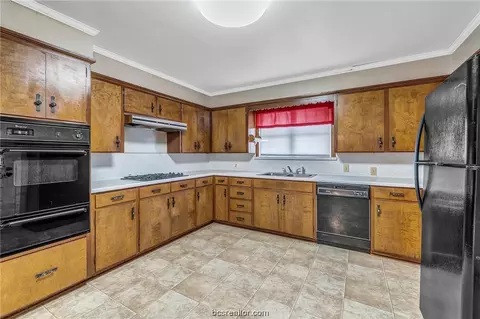 1115 E 26th St, Bryan, TX 77803 photo 9