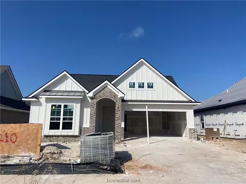 6210 Southern Cross Dr, College Station, TX 77845