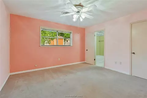 2101 Hillside Dr, Bryan, TX 77802 photo 10