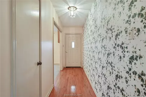 2101 Hillside Dr, Bryan, TX 77802 photo 8