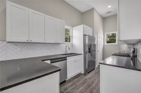 440 E Bell, Bartlett, TX 76511 photo 9