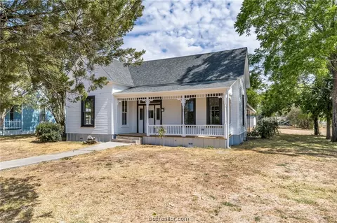 440 E Bell, Bartlett, TX 76511 photo 4