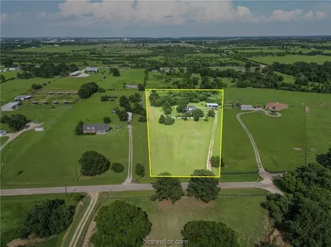 19122 Frey Rd, Hempstead, TX 77445