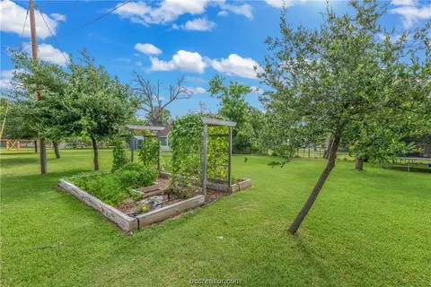 806 Vine St, Bryan, TX 77802 photo 21