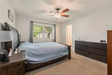 806 Vine St, Bryan, TX 77802 photo 17