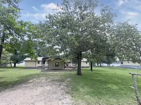 112 Lcr 752b, Lake Limestone, TX 76642