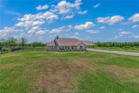 7073 County Road 108, Iola, TX 77861
