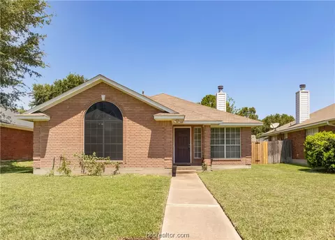 807 Azalea Ct, College Station, TX 77840
