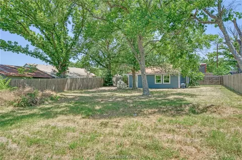 1510 Maple Dr, Bryan, TX 77803 photo 23