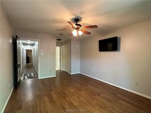 906 Westview St, Bryan, TX 77802 photo 17