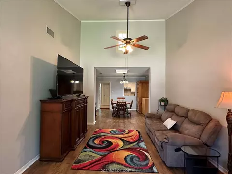 906 Westview St, Bryan, TX 77802 photo 7