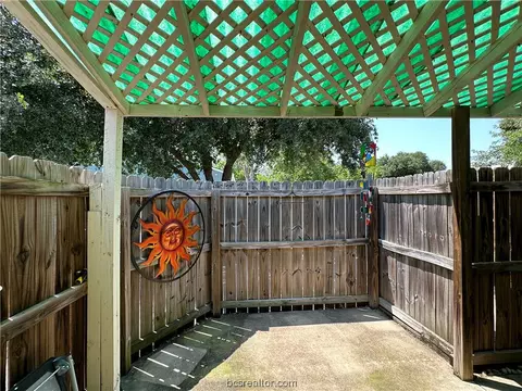 906 Westview St, Bryan, TX 77802 photo 27