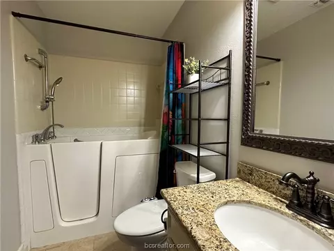 906 Westview St, Bryan, TX 77802 photo 15