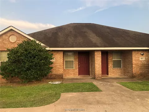 3505 Paloma Ridge Dr, College Station, TX 77845