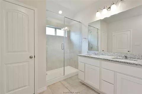 5240 Montague Loop, Bryan, TX 77807 photo 13