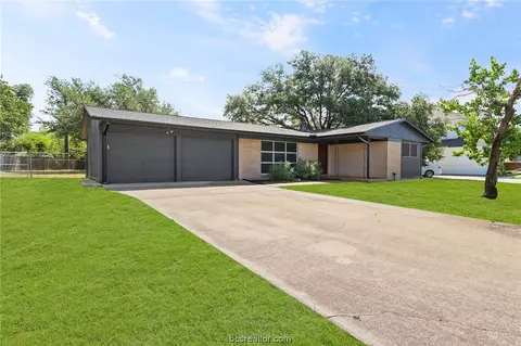 1405 Caudill St, College Station, TX 77840