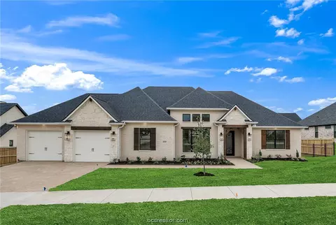 2120 Joe Will Dr, College Station, TX 77845