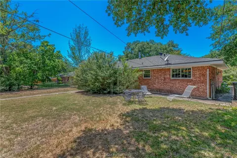 409 Leslie Dr, Bryan, TX 77802 photo 20
