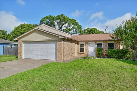 911 San Benito Dr, College Station, TX 77845