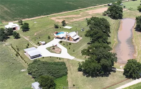 4999 County Road 259, Caldwell, TX 77836