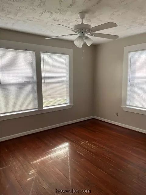 2612 Todd St, Bryan, TX 77802 photo 5