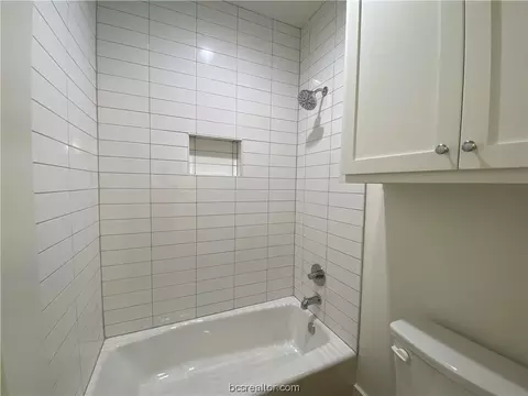 2005 Cassandra Ct, Bryan, TX 77807 photo 18