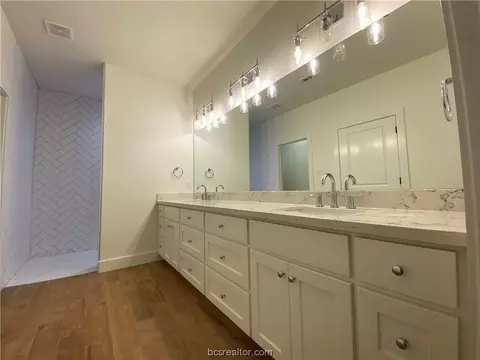 2005 Cassandra Ct, Bryan, TX 77807 photo 10