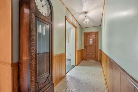 3109 Overcrest Dr, Bryan, TX 77808 photo 5
