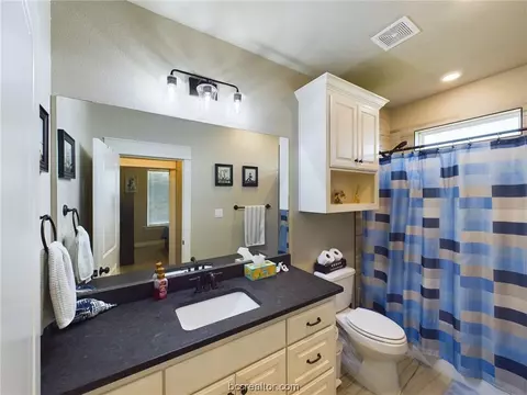 3055 Wolfpack Loop, Bryan, TX 77808 photo 16