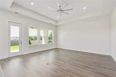 4327 Fox River Ln, Bryan, TX 77802 photo 9