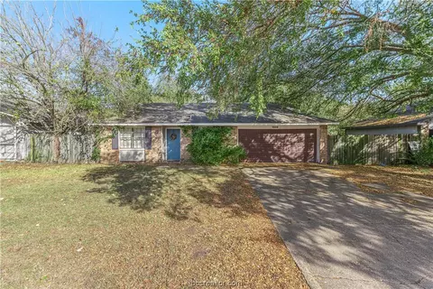 1509 Arctic, College Station, TX 77840