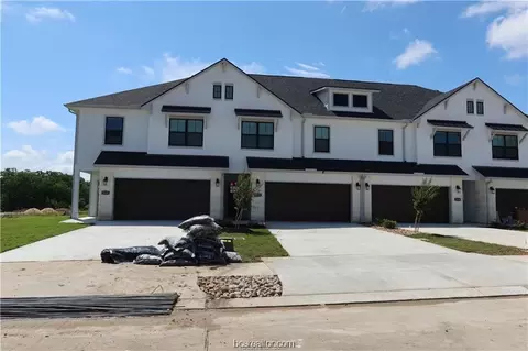 2110 Jax Dr, College Station, TX 77845
