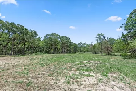 4775 Cole Ln, Bryan, TX 77802 photo 9