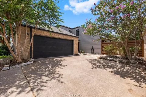 8106 Butler Ridge Dr, College Station, TX 77845