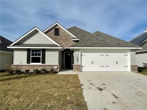 2832 Messenger Way, Bryan, TX 77803