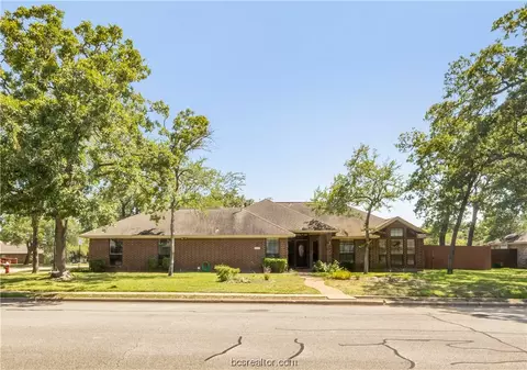 4028 Viceroy Dr, Bryan, TX 77802
