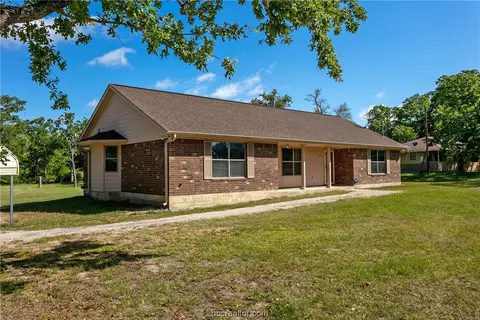 3930 N Graham Rd, College Station, TX 77845