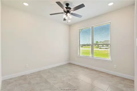 10391 Bourbon Ln, Bryan, TX 77808 photo 29