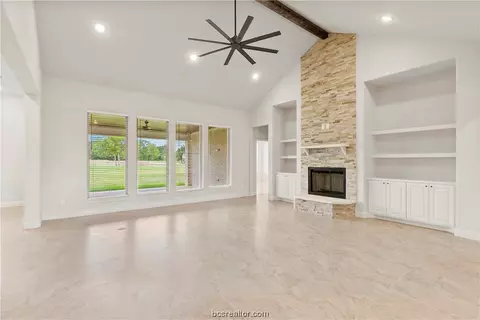 10391 Bourbon Ln, Bryan, TX 77808 photo 7